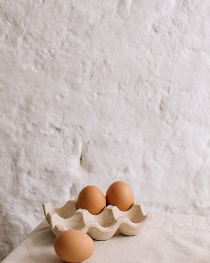 Concrete effect egg tray